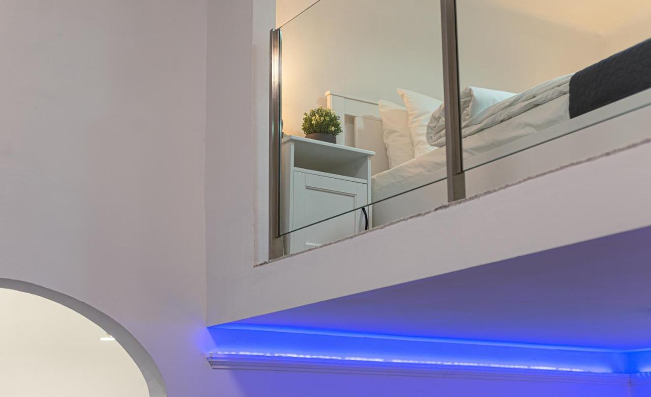 Bella Mia - Entire Apartment Near Liszt Ferenc Ter Будапеща Екстериор снимка